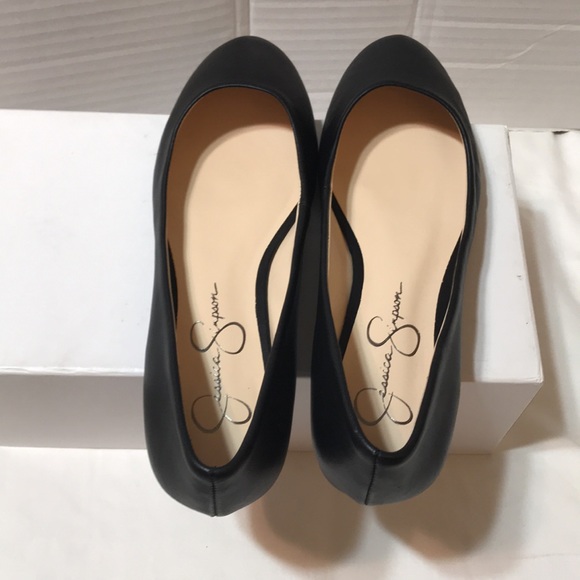 Jessica Simpson leather flats - Picture 7 of 7